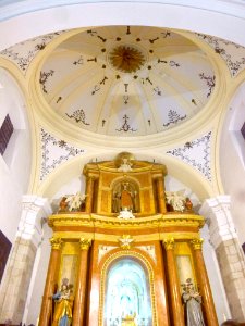 Zamora - Iglesia de San Vicente, interior 02