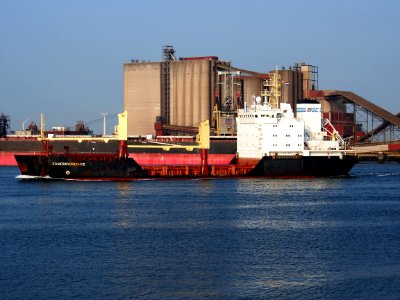 ZAMOSKVORECHYE - IMO 9077587 - Callsign 9HPO5 pic-002