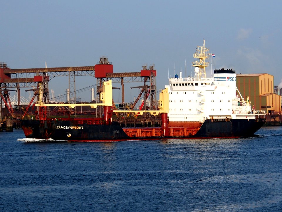 ZAMOSKVORECHYE - IMO 9077587 - Callsign 9HPO5 pic-001