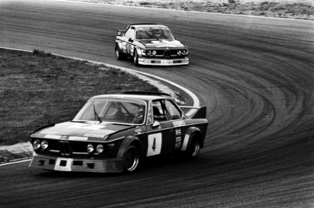 Zandvoort Trophy 4 uursrace voor toerwagens Facetti met BMW op kop (nr 4), gev, Bestanddeelnr 930-3860