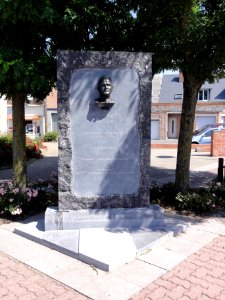 Avesnelles (Nord, Fr) mémorial Leo Lagrange