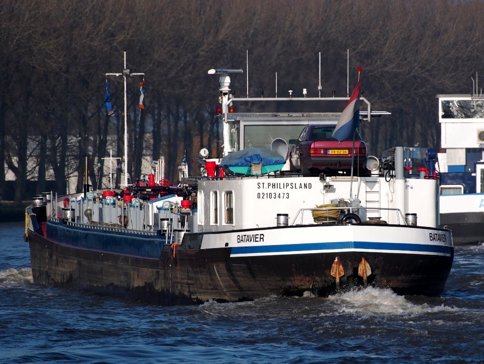 Batavier, ENI 02103473 op het Amsterdam-Rijn kanaal, foto 2