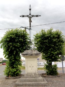 Bichancourt (Aisne) crouix de chemin