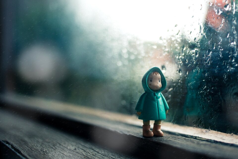 Glass toy figure