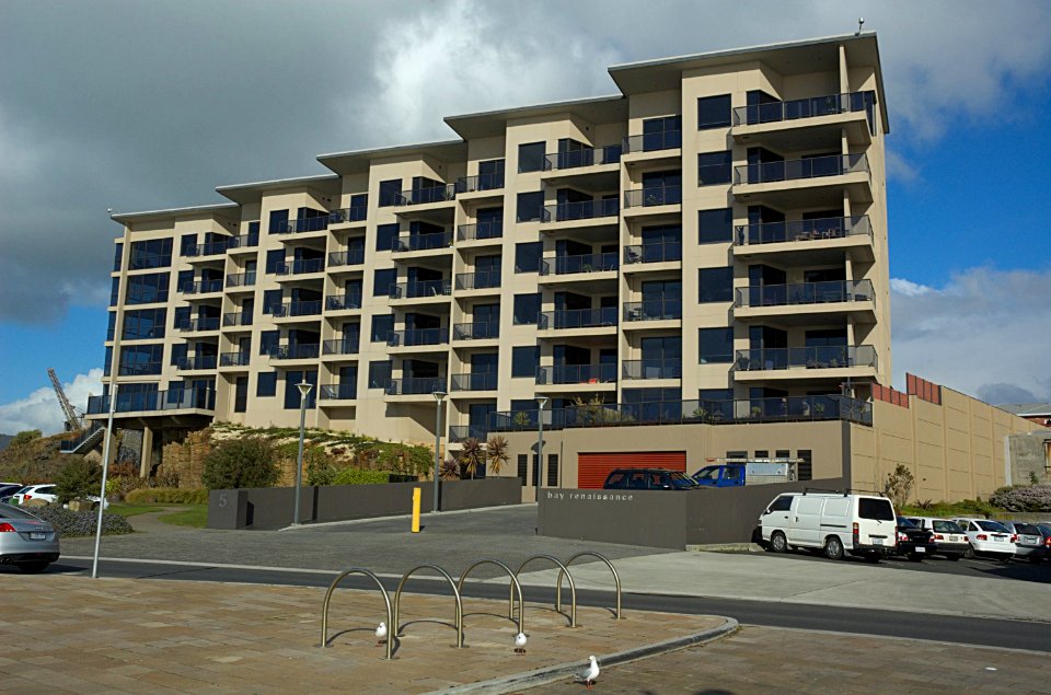 Bay-Renaissance-Burnie-20120808-002