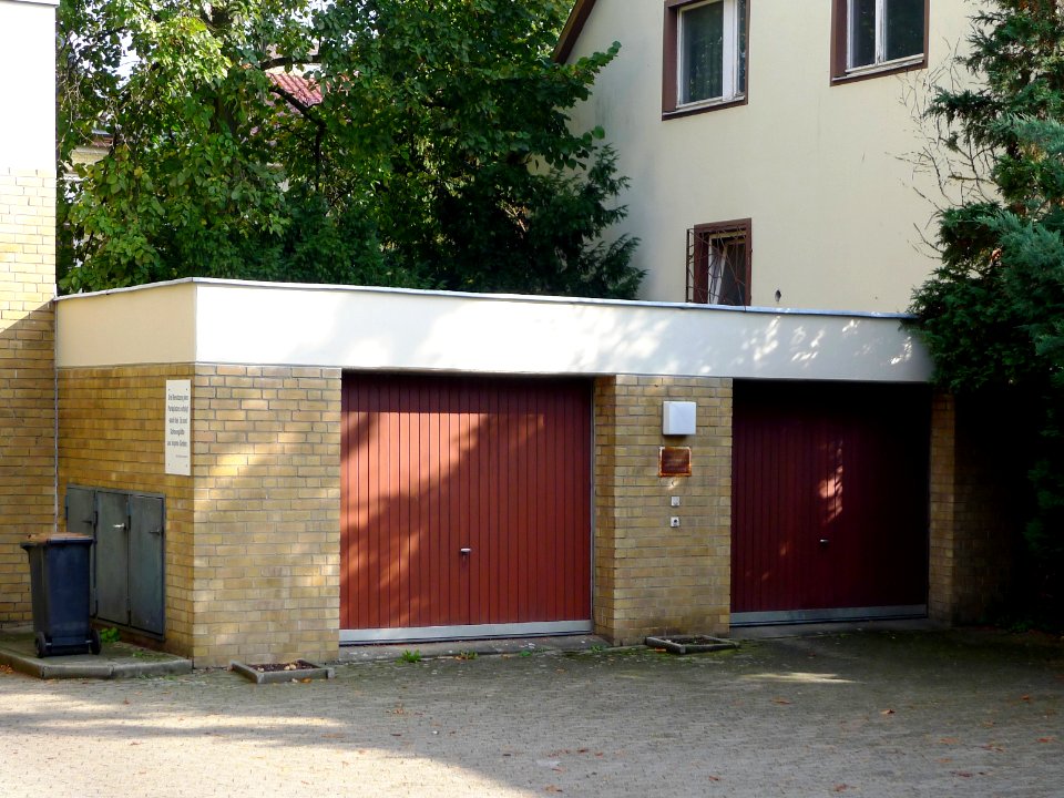 Alt-Rudow 46 (Berlin-Rudow) Garage