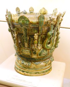 Incense burner, Bat Trang kilns, Mac to Restored Le dynasty, 16th-17th century AD, polychrome ceramic - National Museum of Vietnamese History - Hanoi, Vietnam - DSC05702