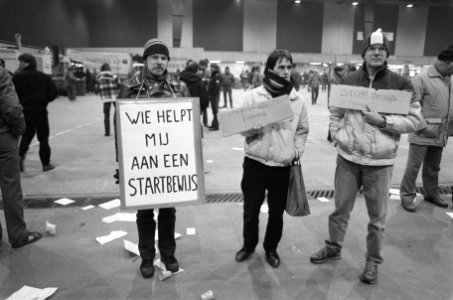 Inschrijving 14e Elfstedentocht grote vraag naar startbewijzen in de Frieslandh, Bestanddeelnr 933-5780
