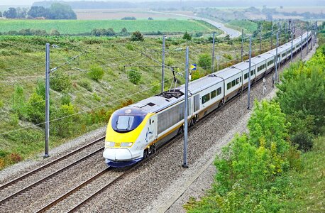 Fast track express train electrical multiple unit
