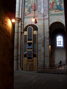 Innenansicht Dom zu Speyer 08 04 2012 7