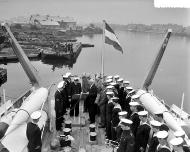 Indienststelling kustmijnenveger Steenwijk bij Haarlemse Scheepsbouwmaatschappij, Bestanddeelnr 907-9012