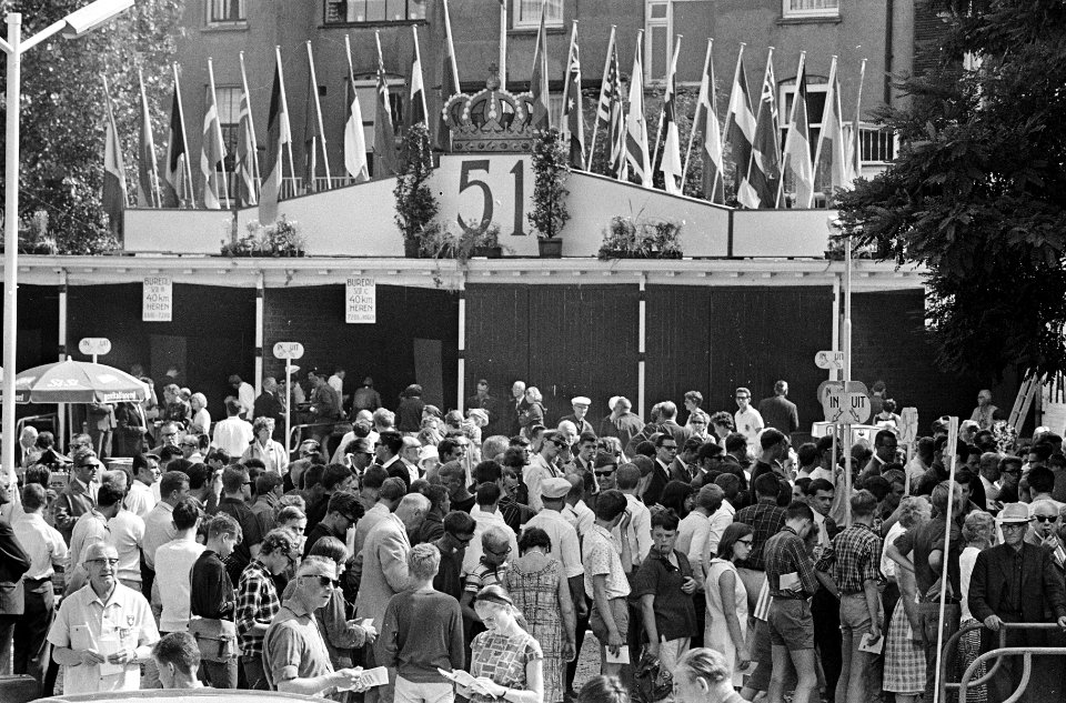 Inschrijving 51e Vierdaagse Nijmegen. Drukte bij inschrijving, Bestanddeelnr 920-5324