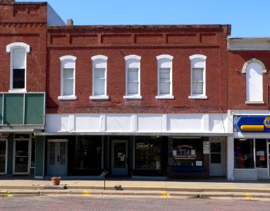 Tecumseh, Nebraska 3rd between Clay-Broadway 09