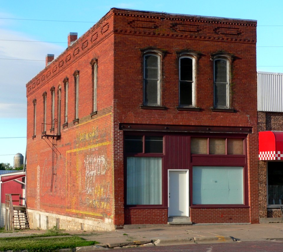 Tecumseh, Nebraska 4th and Clay SW corner 2