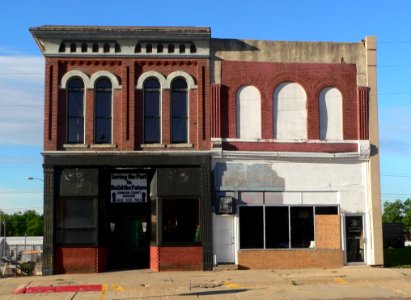 Tecumseh, Nebraska 3rd and Clay SW corner 2