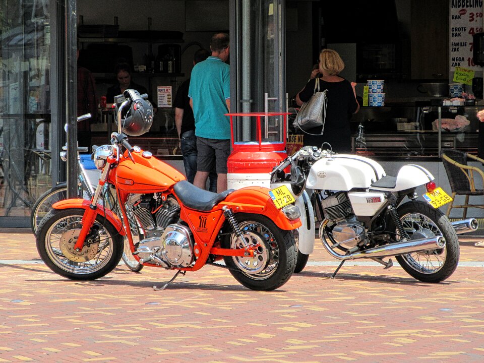 Sportive shop street