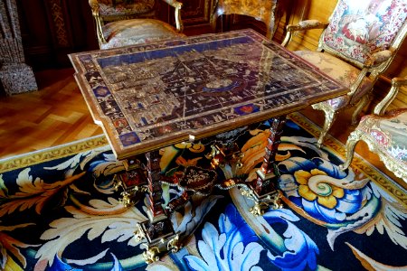 Table, Augsburg, Germany, 1710-1720, tortoiseshell, precious stones - Waddesdon Manor - Buckinghamshire, England - DSC07606