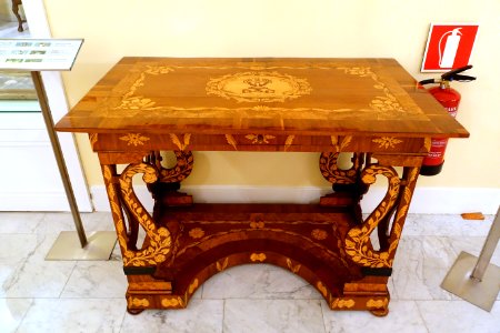 Table, unidentified - Museo Nacional de Artes Decorativas - Madrid, Spain - DSC08393