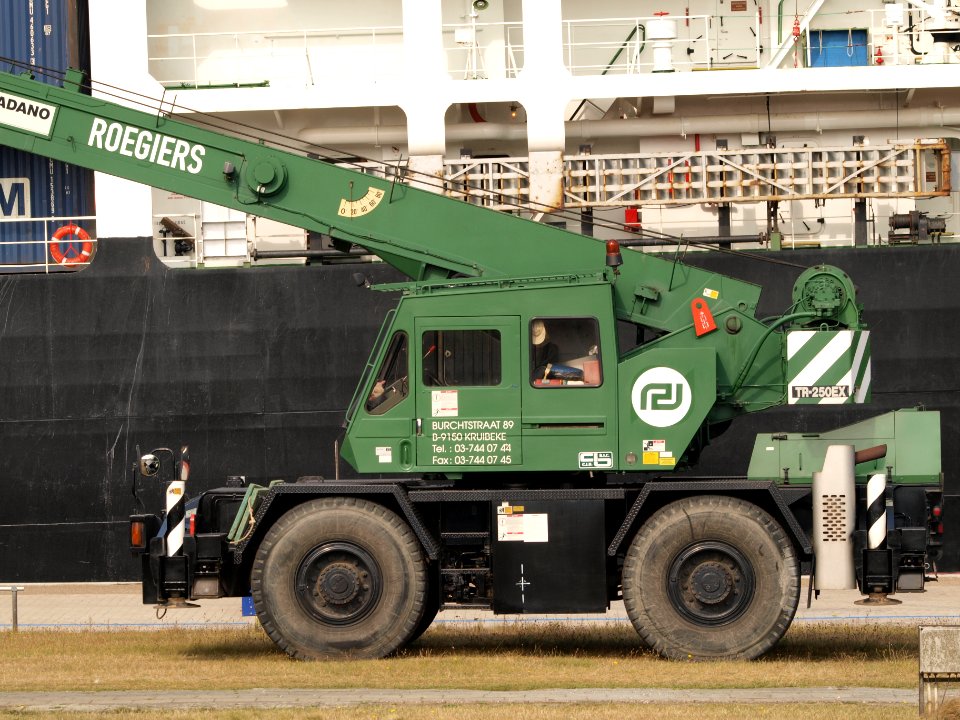 Tadano TR-250EX pic3
