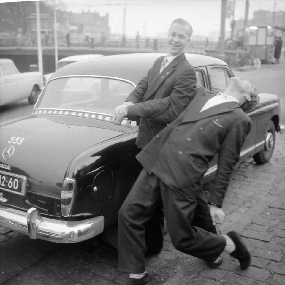 Taxichauffeurs doen judo, Bestanddeelnr 913-1682