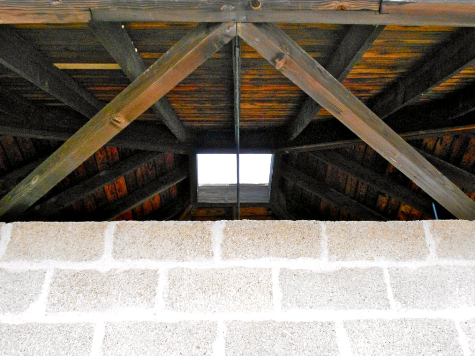 T bath house light
