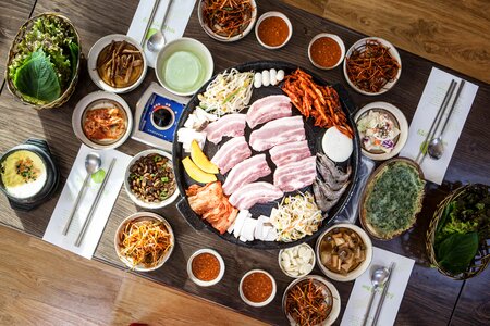 Cooking wallpaper pork