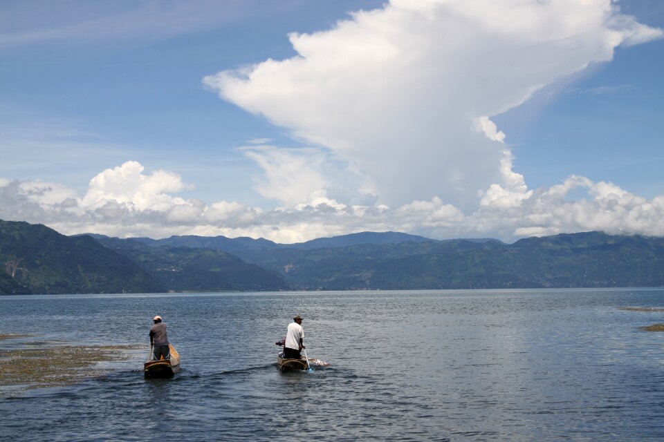 Lake san-pedro shore