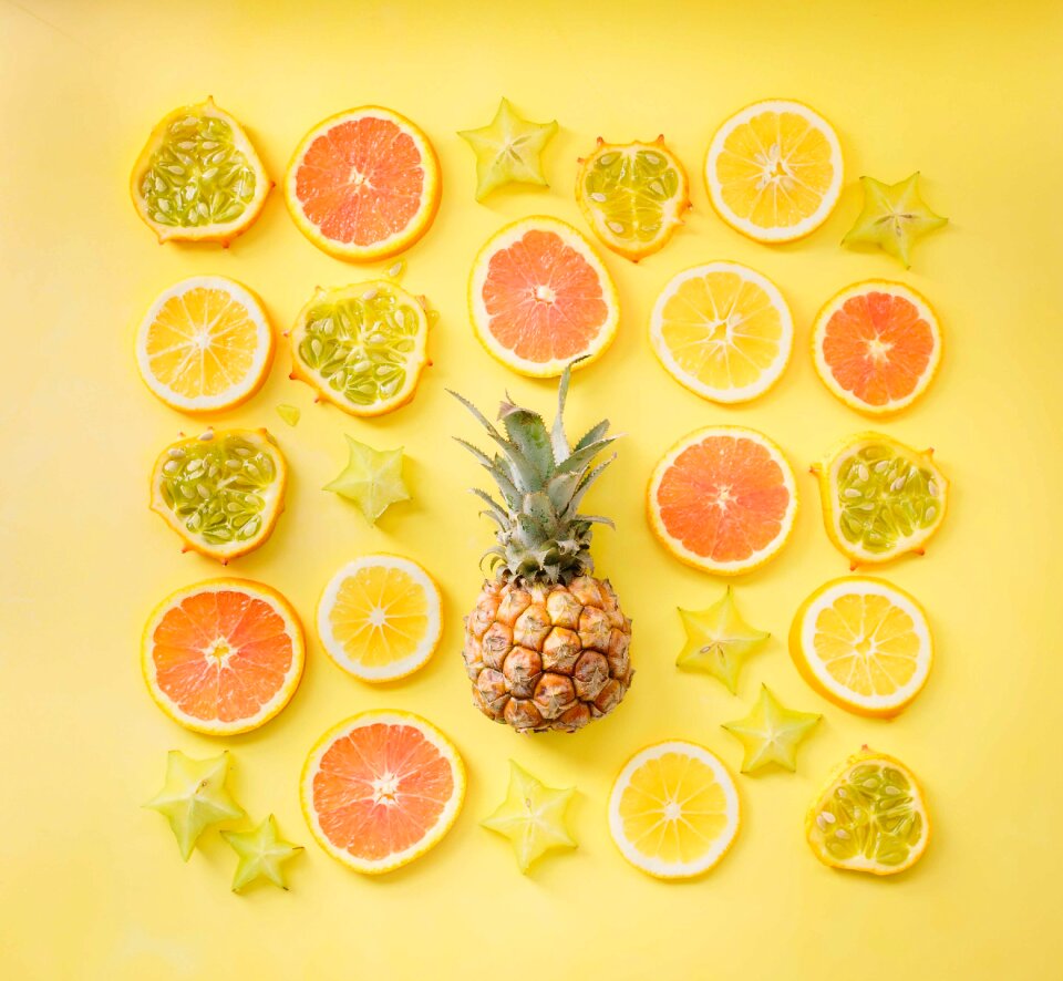 Starfruit fruit yellow