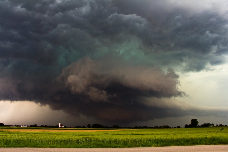 Green a thunderstorm cell thunderstorm photo