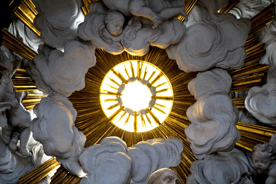 Sculpture baroque atmospheric