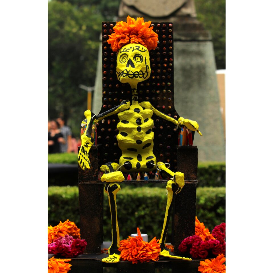 Popular festivals color tradition