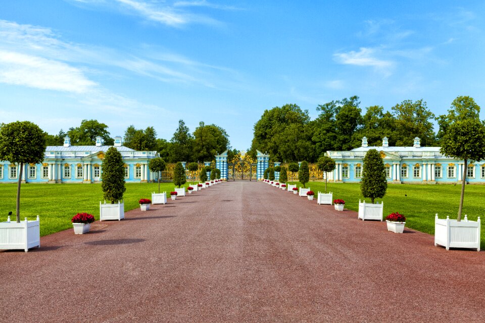 Peterhof park garden