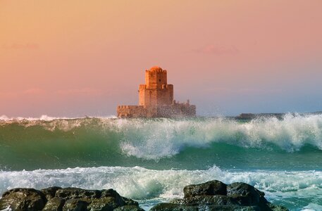 Peloponnese abendstimmung castle