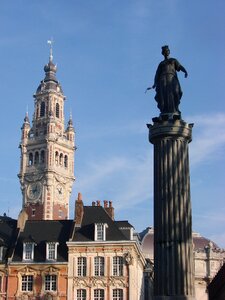 Statue column goddess photo