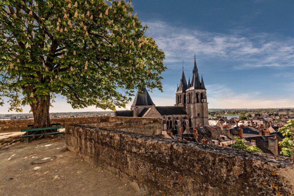 Church wall perspective