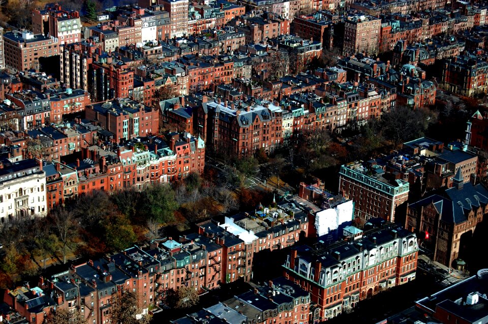 Building urban views from the top