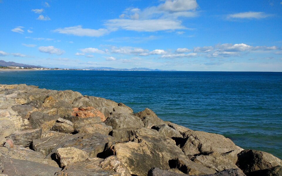 Nature tourism waves