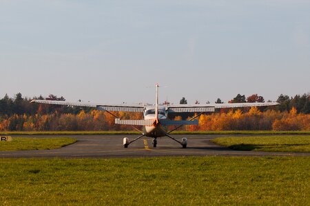 Aircraft horizontal travel photo