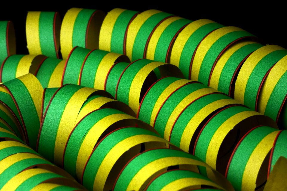 Carnival ringed partyaritkel