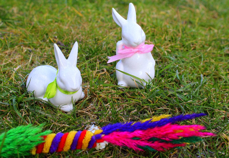 Porcelain figurines easter decorations the tradition of