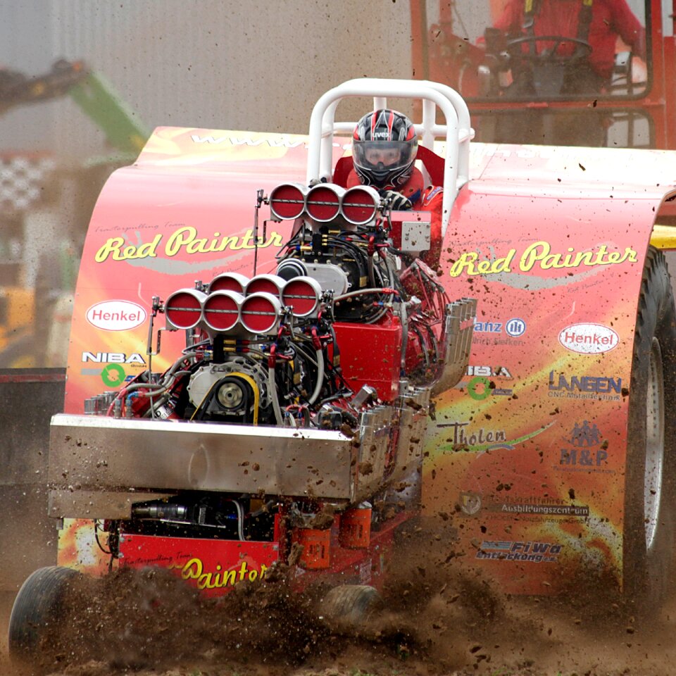 Force pull motor tecker