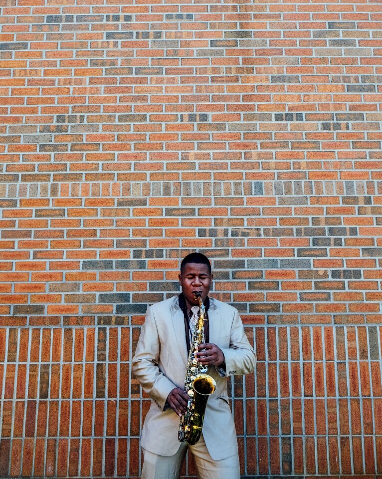 Saxophone wind instrument