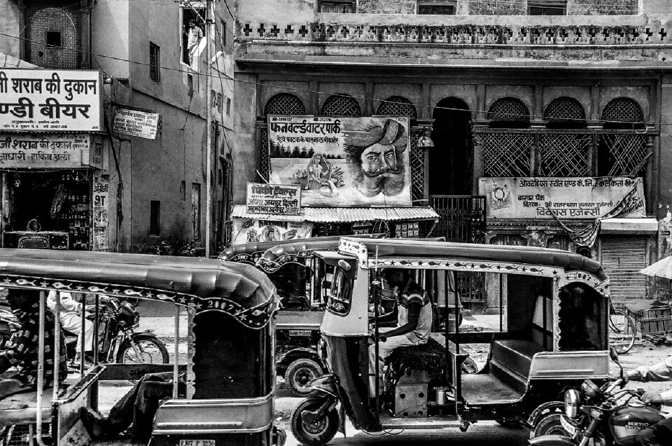 Black and white traffic vehicle