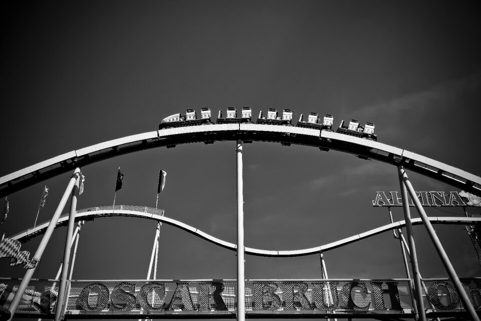 Entertainment fun year market