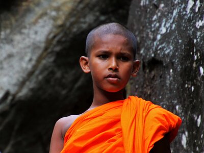 At the court of clothing buddhism