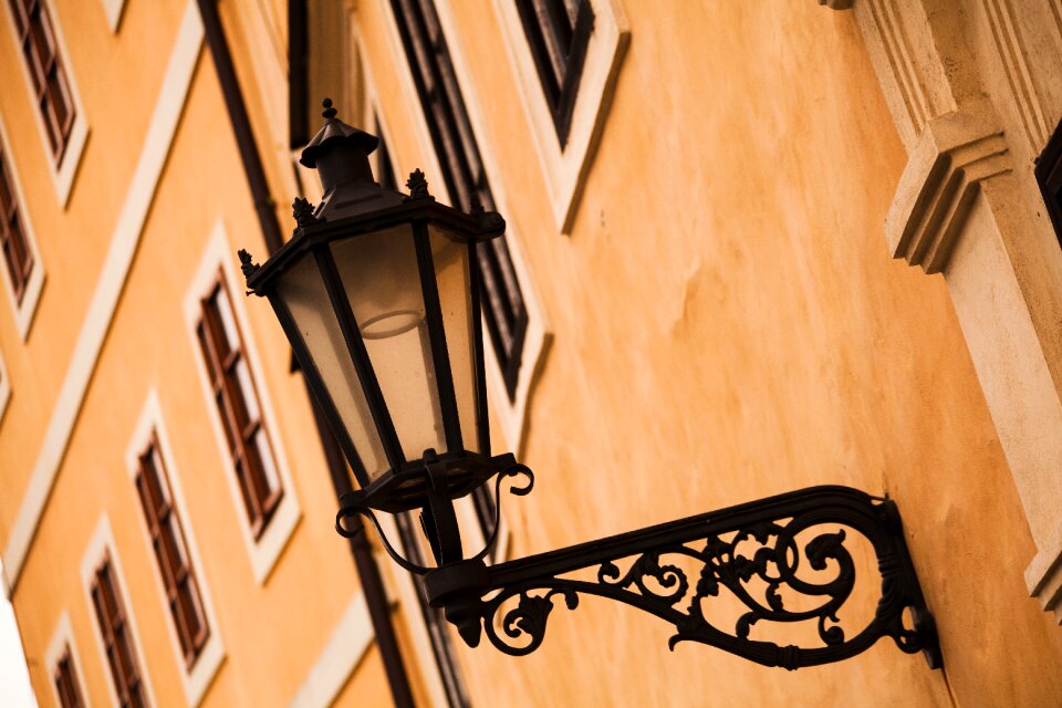 Historic building lamp light