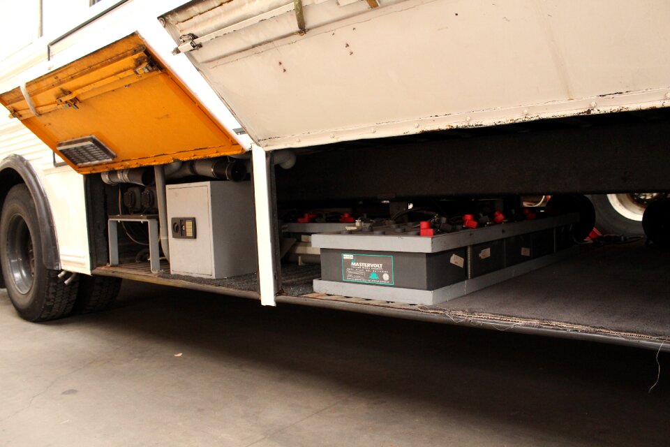 Battery battery food truck Free photos