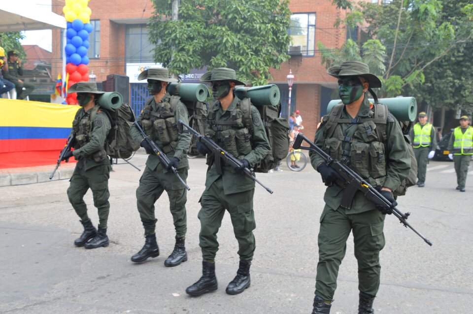 Police camouflaged 20dejulio