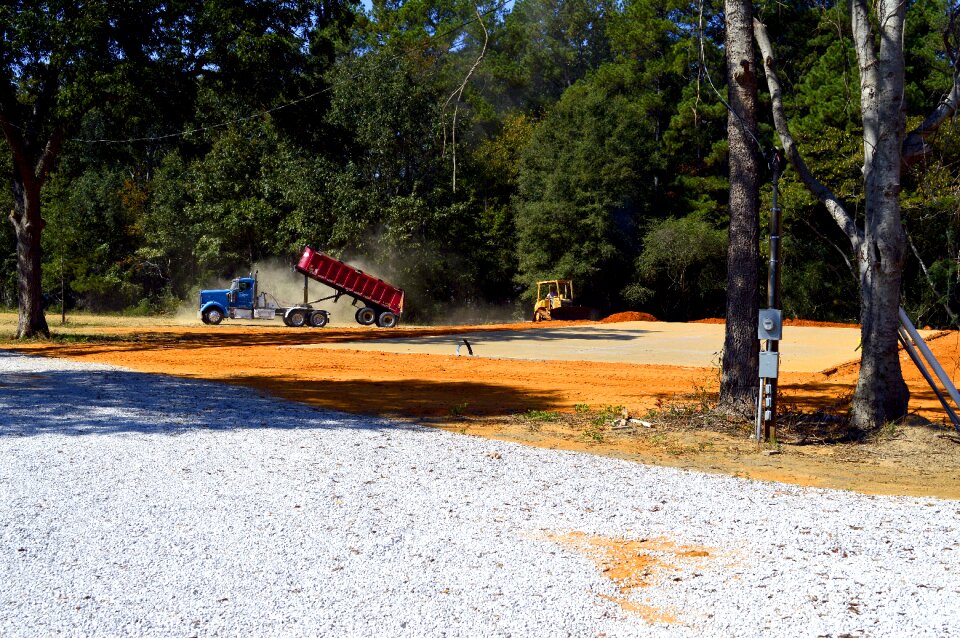 Trailer dirt gravel photo