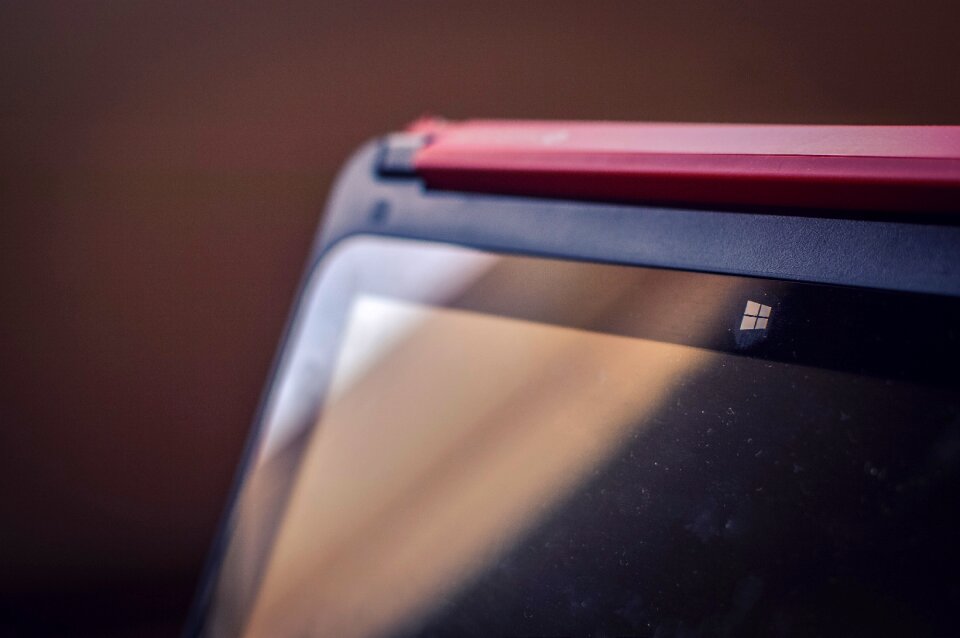 Tablet technology business